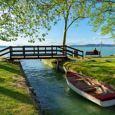 In 41941 Vakantiehuis Balatonlelle